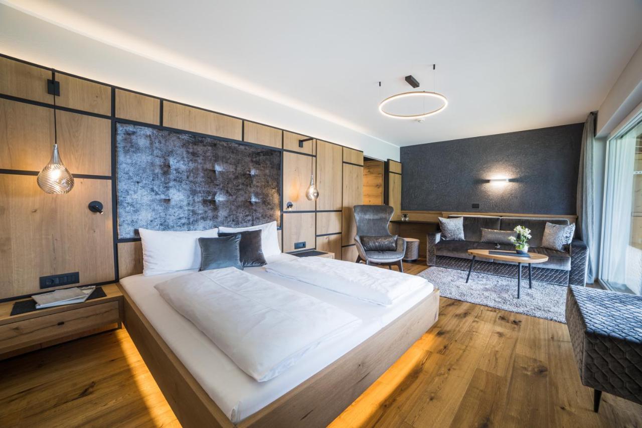 Hotel Panorama Schenna Eksteriør bilde