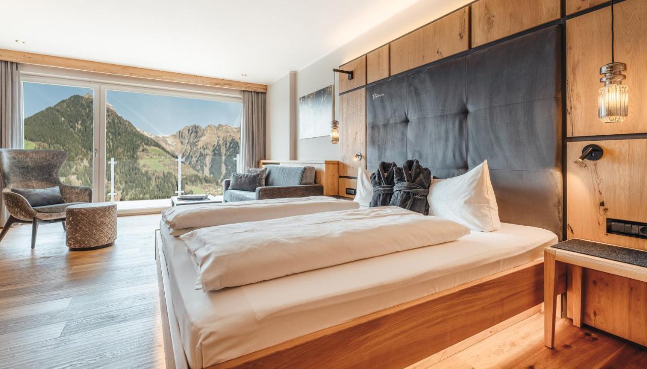 Hotel Panorama Schenna Eksteriør bilde