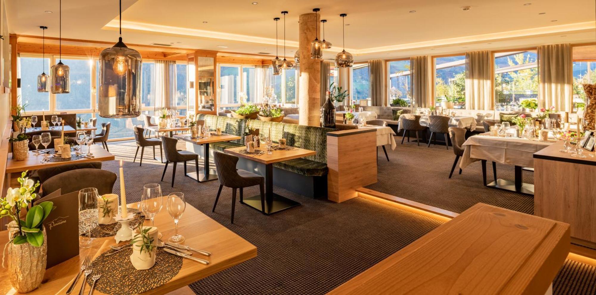 Hotel Panorama Schenna Eksteriør bilde
